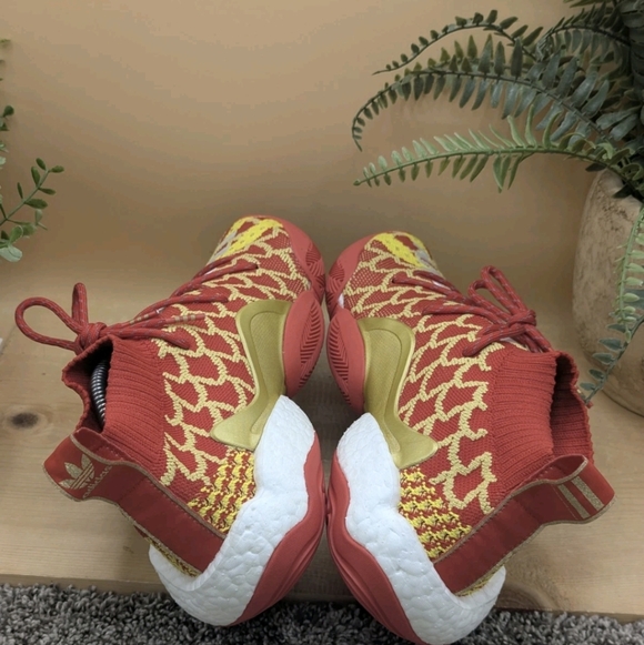 NEW Size 9.5 - adidas Pharrell x Crazy BYW Chinese New Year Mens Running Shoes main image 7